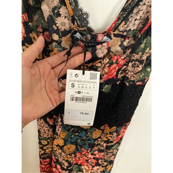 Zara lace insert floral cropped jumpsuit‎ - Picture 4 of 5
